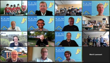 Bild von der Video-Konferenz mit allen Teilnehmern.